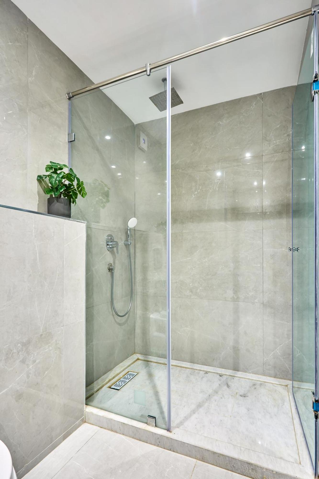 Sleek And Modern 2-Bed Unit In Downtown Casa Apartment Casablanca Exterior photo